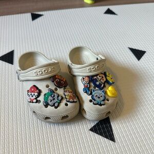 CROCS Kids with paw Patrol jibbitz
